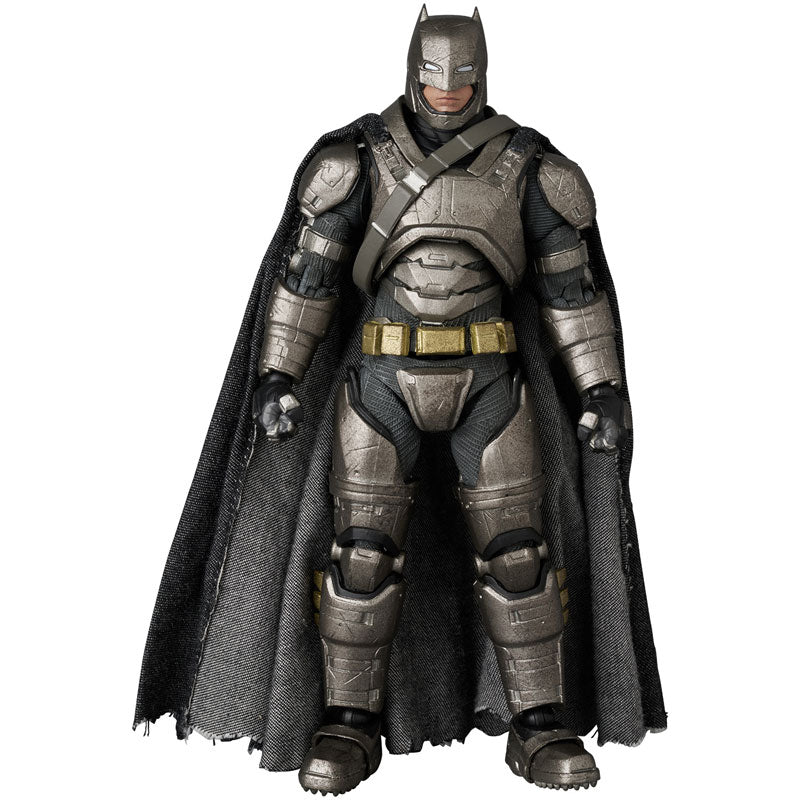 MAFEX "Batman v Superman: Dawn of Justice" ARMORED BATMAN Ver. 1.5