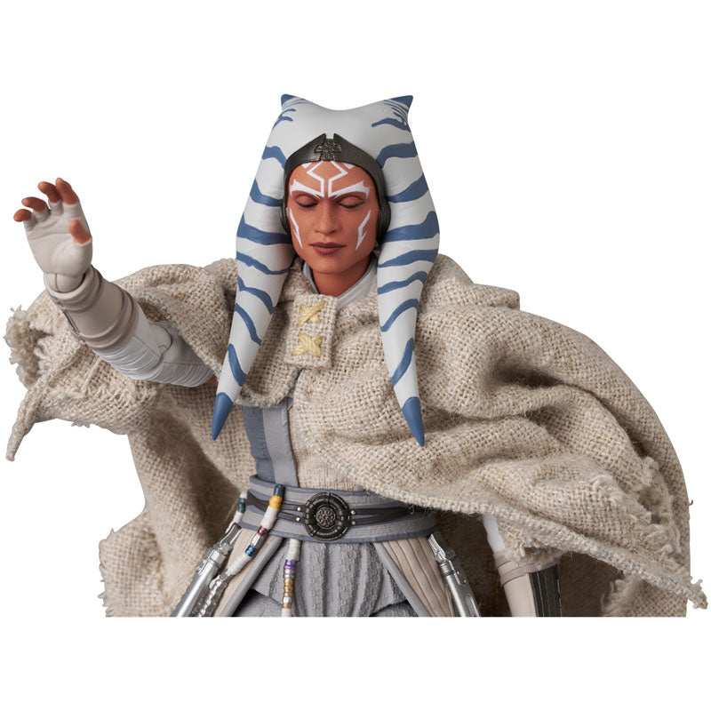 MAFEX "Star Wars: Ahsoka" Ahsoka Tano White Costume Ver.
