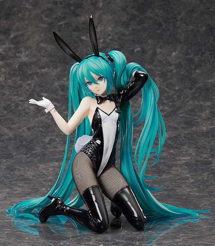 Character Vocal Series 01 Hatsune Miku Hatsune Miku Bunny Ver. / Art by SanMuYYB 1/4 Scale Figure
