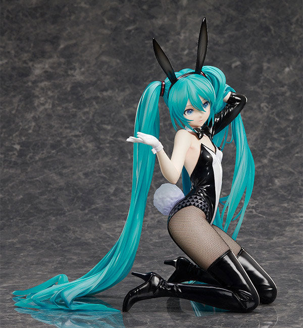 Character Vocal Series 01 Hatsune Miku Hatsune Miku Bunny Ver. / Art by SanMuYYB 1/4 Scale Figure