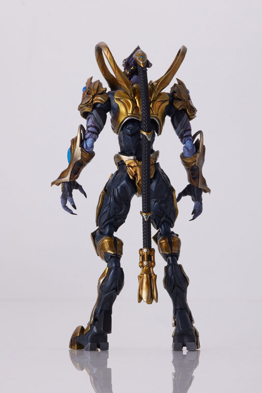 "StarCraft" Zealot