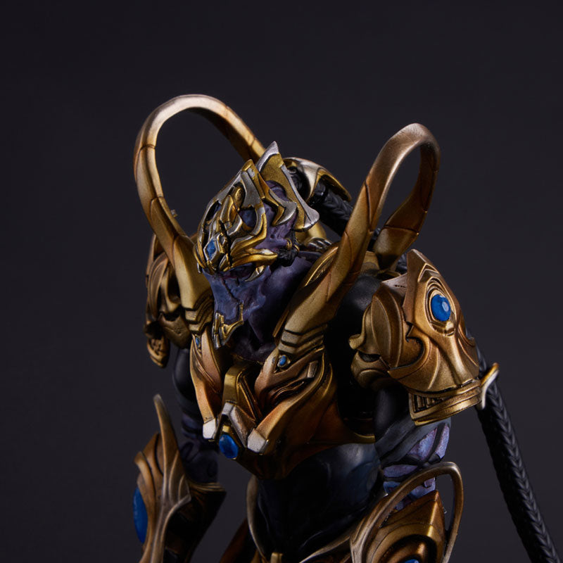 "StarCraft" Zealot