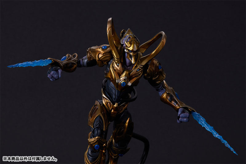 "StarCraft" Zealot