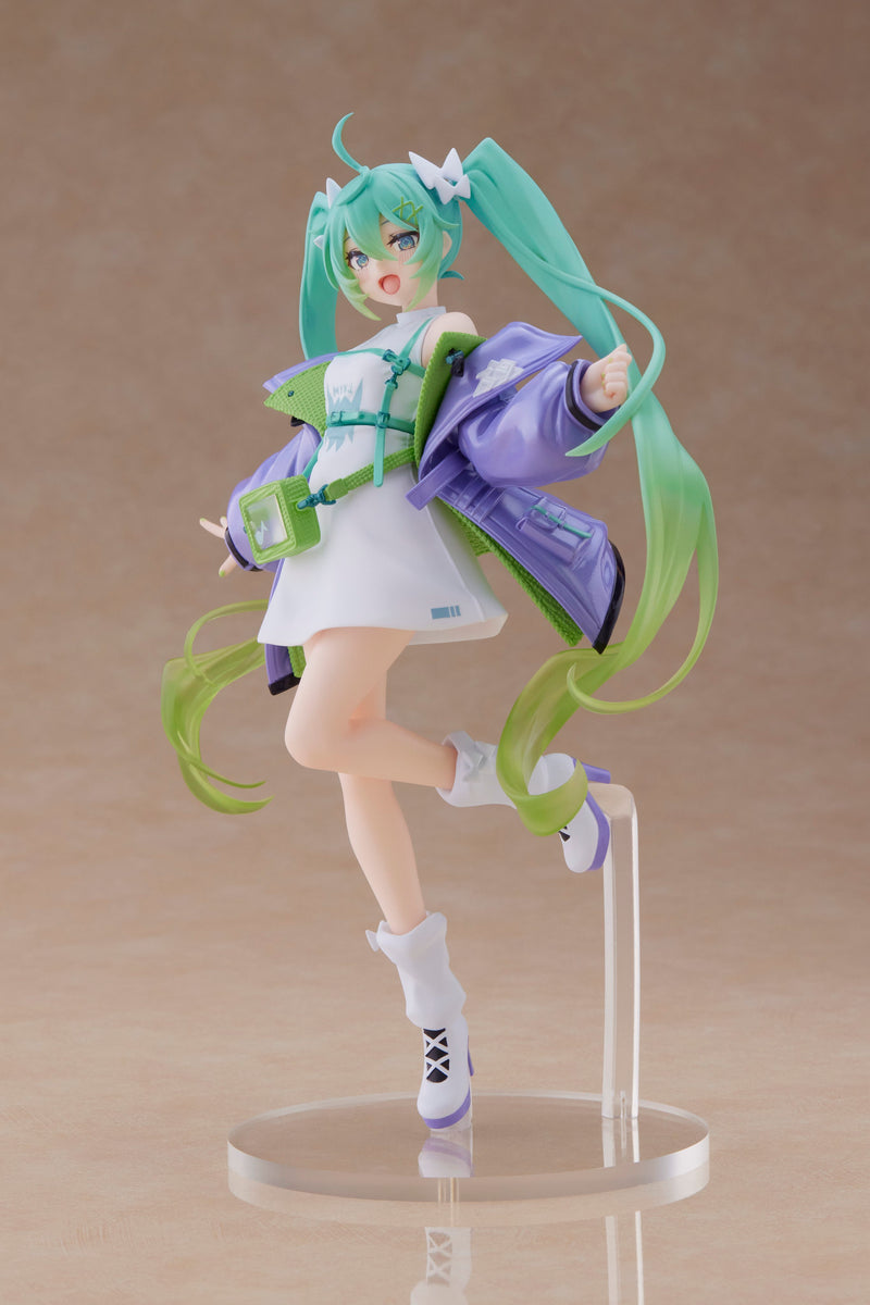 "Character Vocal Series 01 Hatsune Miku" Fashion Figure Sporty Ver.