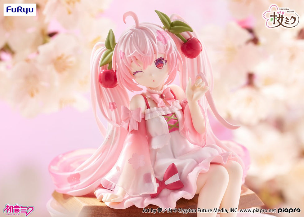 "Hatsune Miku" Noodle Stopper Figure Sakura Miku 2025 Wink Ver.