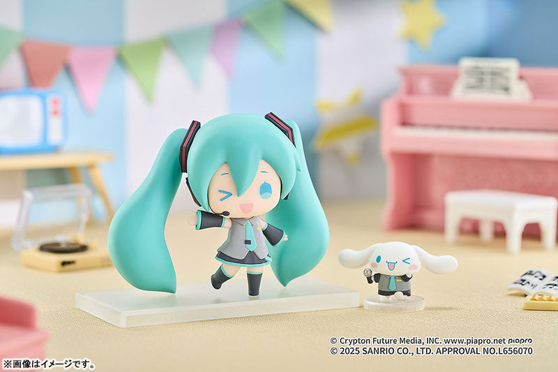 "Hatsune Miku x Cinnamoroll" Collectible Figure Hatsune Miku x Cinnamoroll (5-pack box)