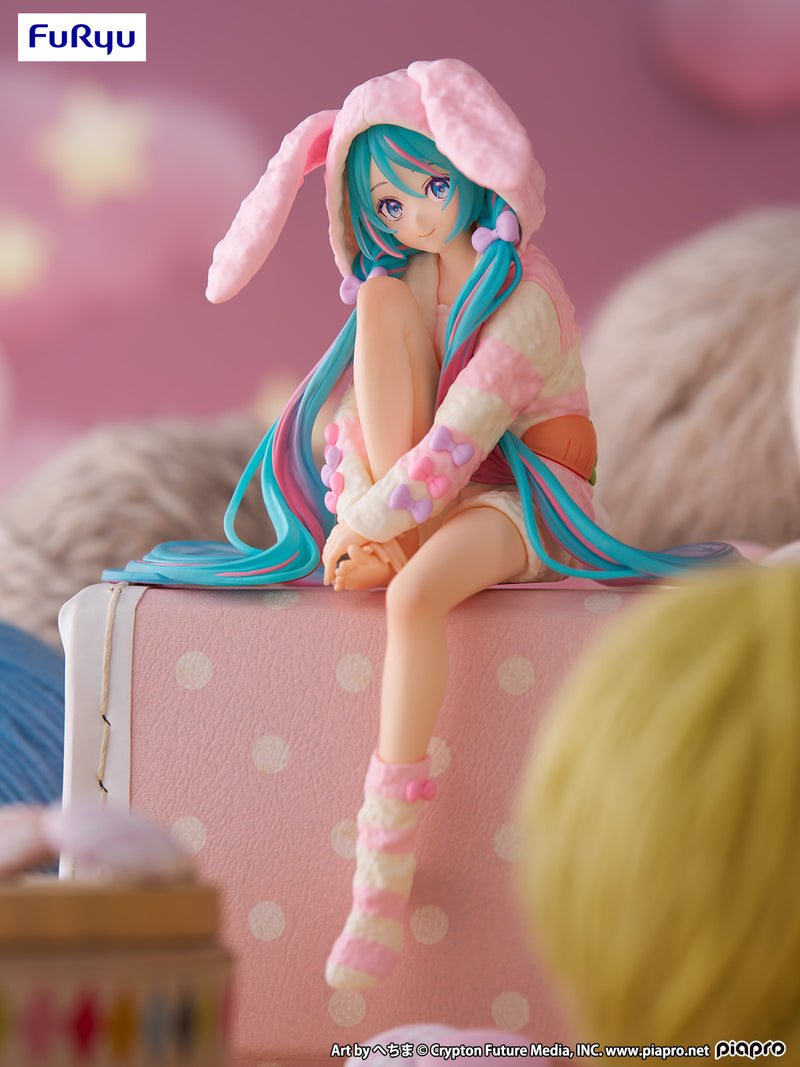 "Character Vocal Series 01 Hatsune Miku" Noodle Stopper Figure Usamimi/Rabbit Ear Hood Pajama
