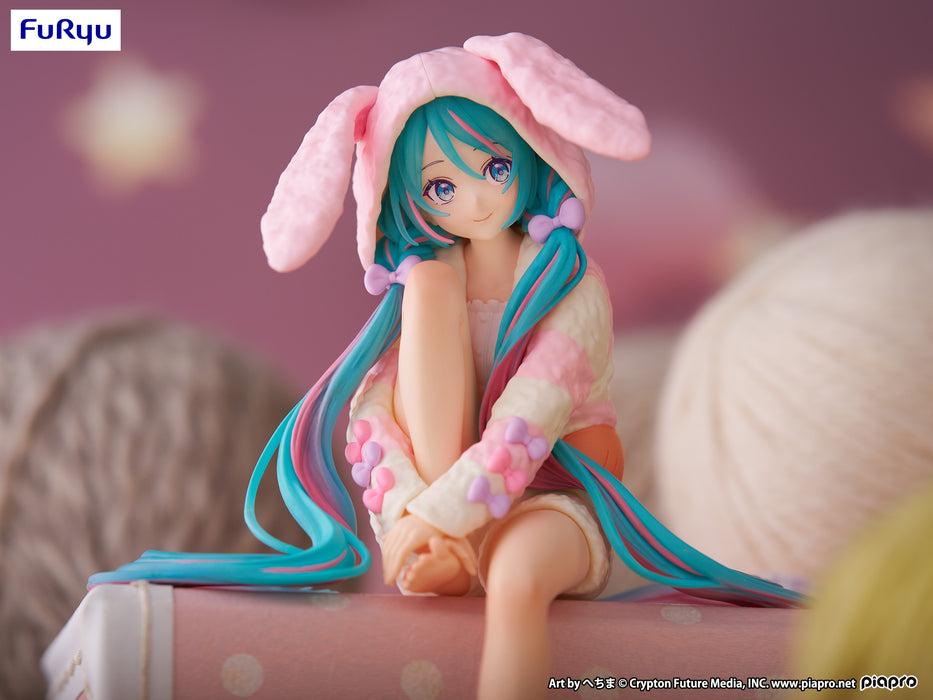 "Character Vocal Series 01 Hatsune Miku" Noodle Stopper Figure Usamimi/Rabbit Ear Hood Pajama