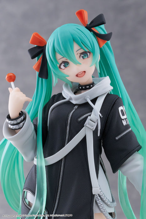 "Character Vocal Series 01 Hatsune Miku" Fashion Figure Punk