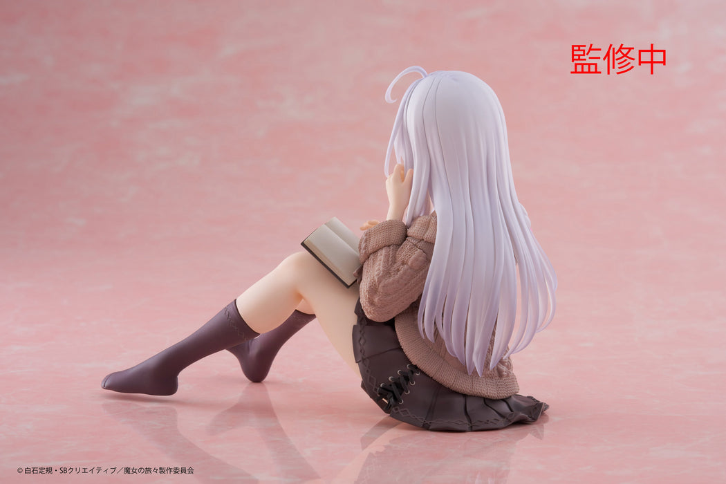 "Wandering Witch: The Journey of Elaina" Desktop Cute Figure Elaina Shifuku ver.