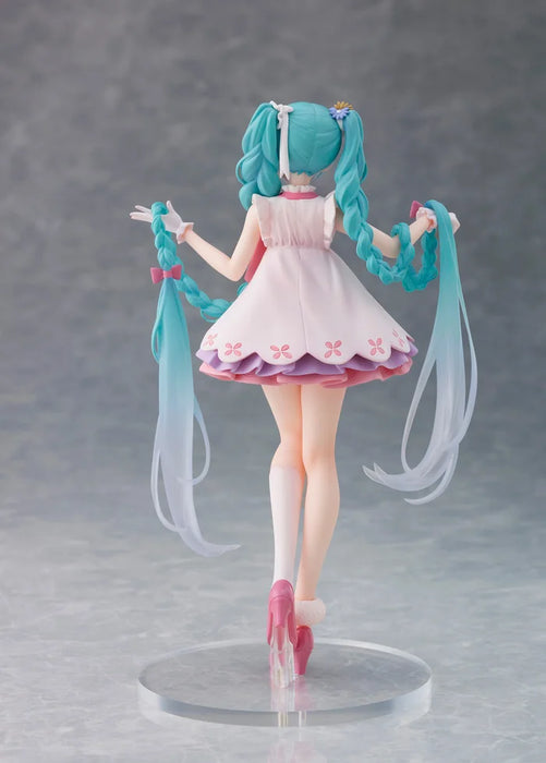 "Vocaloid Hatsune Miku" Wonderland Figure Rapunzel