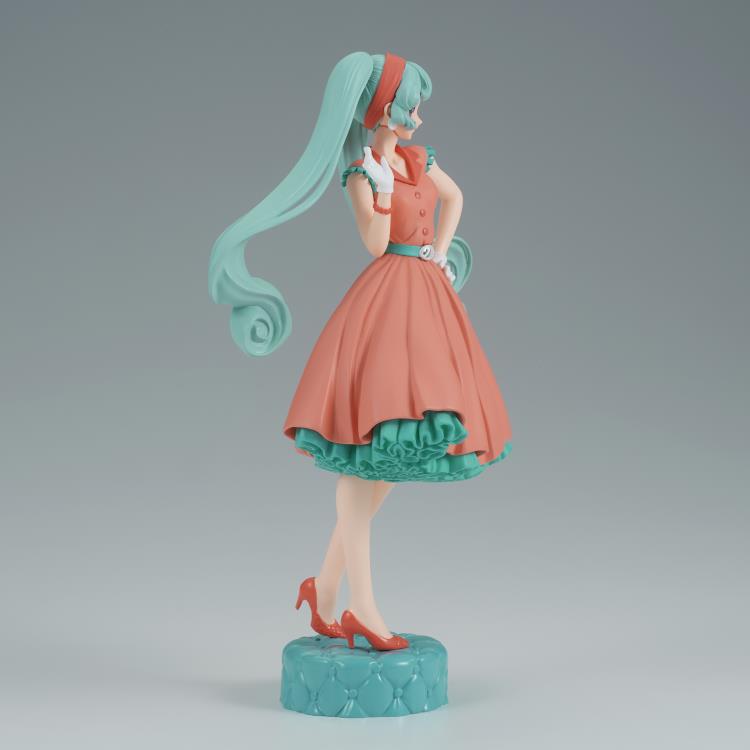 HATSUNE MIKU WORLD JOURNEY vol.1