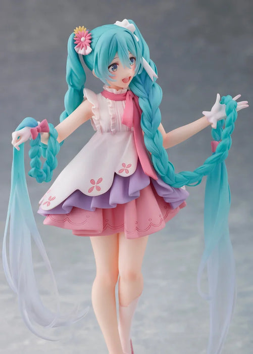 "Vocaloid Hatsune Miku" Wonderland Figure Rapunzel