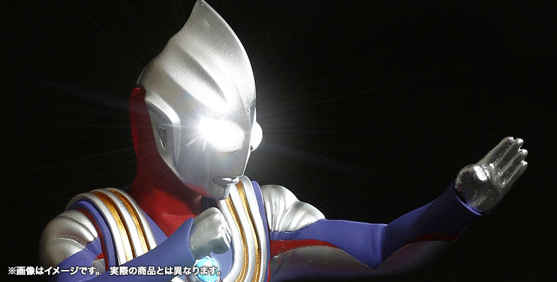 "ULTRAMAN TIGA" CCP 1/6 TOKUSATSU SERIES Ultraman Tiga Multi Type Advent Ver. with Light Up Gimmick