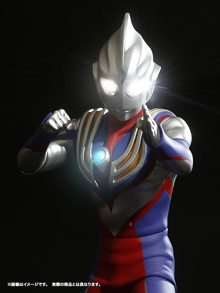 "ULTRAMAN TIGA" CCP 1/6 TOKUSATSU SERIES Ultraman Tiga Multi Type Advent Ver. with Light Up Gimmick