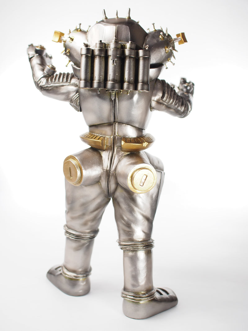 "Ultraseven" CCP 1/6 Tokusatsu Series King Joe Gun Metallic Ver.