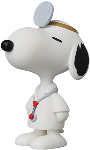UDF PEANUTS Series 15 DOCTOR SNOOPY