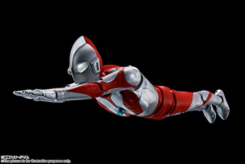 S.H.Figuarts (Shinkocchou Seihou) "Ultraman" Ultraman