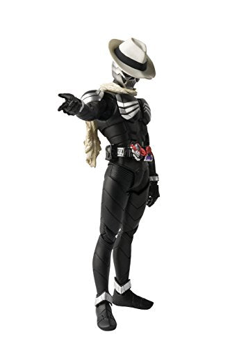 Kamen Rider Skull  S.H.Figuarts S.H.Figuarts Shinkocchou Seihou Kamen Rider x Kamen Rider Double  Decade: Movie War 2010 - Bandai