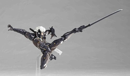 Raiden Revoltech (#140) Metal Gear Rising: Revengeance - Kaiyodo