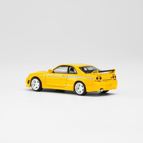 1/64 Nissan GT-R Nismo 400R Prototype Yellow