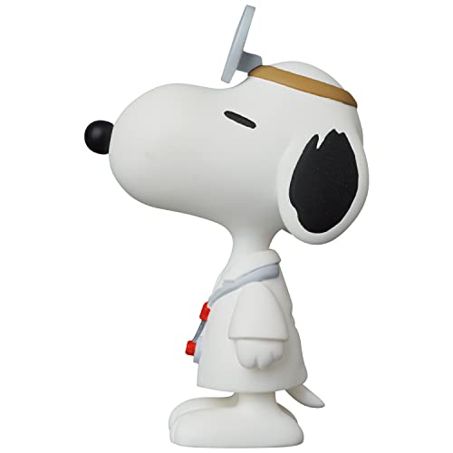 UDF PEANUTS Series 15 DOCTOR SNOOPY