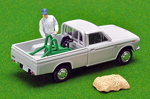 1/64 Scale Tomica Limited Vintage TLV-195c Datsun Truck 1300 Deluxe (White) with Figure