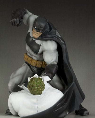 Batman Joker 1/6 ARTFX Statue Batman: The Dark Knight Returns - Kotobukiya