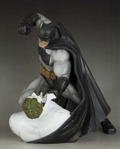 Batman Joker 1/6 ARTFX Statue Batman: The Dark Knight Returns - Kotobukiya