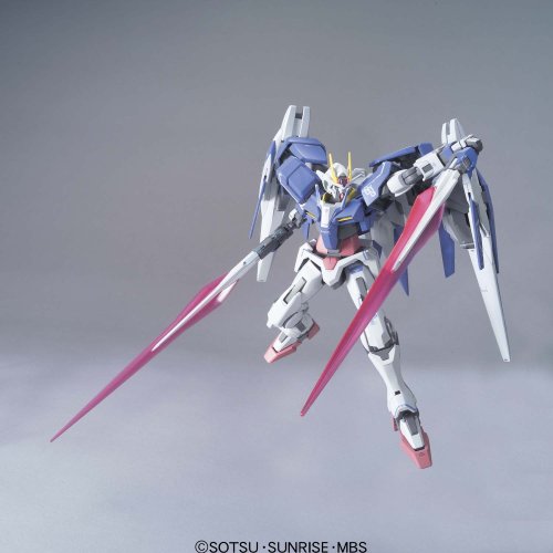GN-0000 + GNR-010 00 Raiser GN-0000 00 Gundam GNR-010 0 Raiser (Designer's Color Ver. Version)-1/100 scale-1/100 Gundam 00 Model Series (17) Kidou Senshi Gundam 00-Bandai