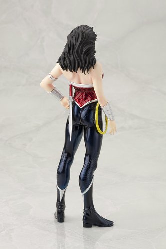 Wonder Woman 1/10 Justice League - Kotobukiya