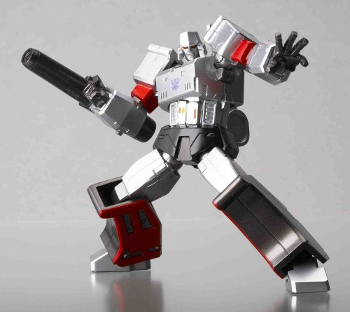 Megatron Revoltech (No. 025) Transformers - Kaiyodo