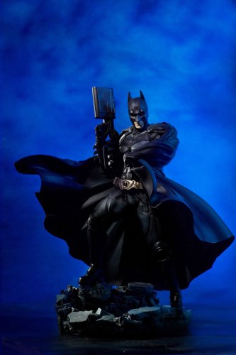 Batman 1/6 ARTFX Statue The Dark Knight Rises - Kotobukiya