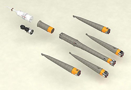 1/150 Plastic Model Soyuz Rocket & Transport Train