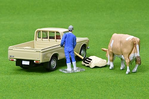 1/64 Scale Tomica Limited Vintage TLV-195d Datsun 1300 Truck (Light Brown) with Figure