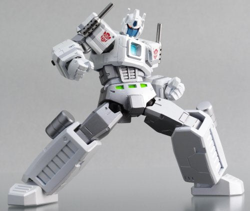 Convoy (Ultra Magnus version) Revoltech (No. 019) Transformers - Kaiyodo