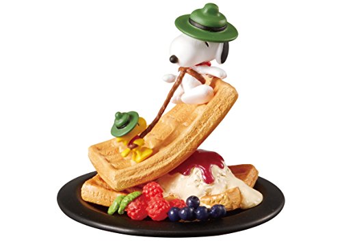 Snoopy  Dreaming of Sweets! BOX- Re-Ment