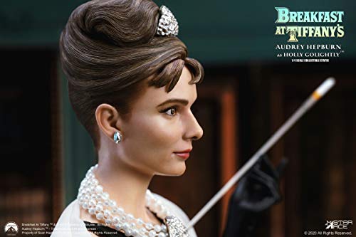 Star Ace Toys 1/4 "Breakfast at Tiffany's" Audrey Hepburn Statue Deluxe Edition