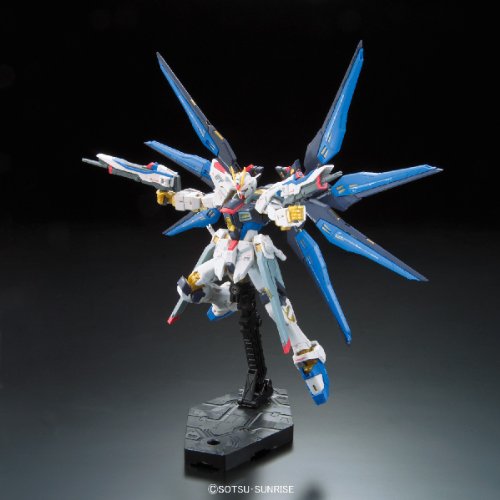 ZGMF-X20A Strike Freedom Gundam-1/144 scale-RG (#14) Kidou Senshi Gundam SEED Destiny-Bandai
