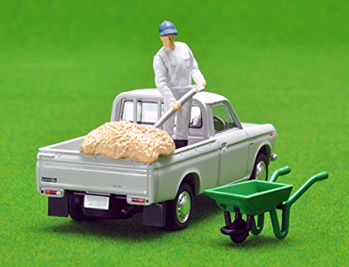 1/64 Scale Tomica Limited Vintage TLV-195c Datsun Truck 1300 Deluxe (White) with Figure