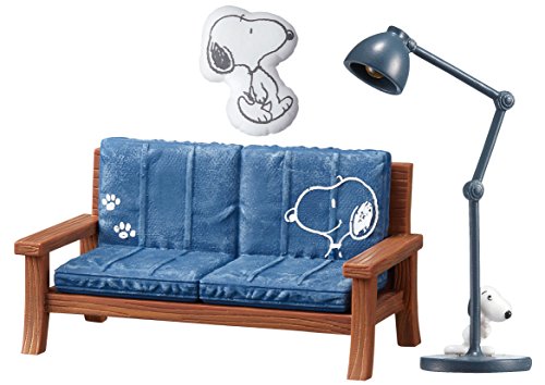 Snoopy Relax on the Terrace Candy Toy Peanuts - Re-Ment