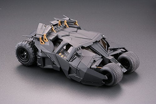 Batman Batmobile Tumbler in Gotham City Legacy of Revoltech (LR-054) The Dark Knight Rises - Kaiyodo
