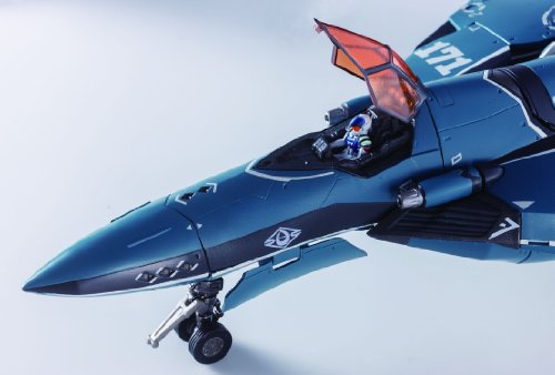VF-171 Nightmare Plus (General Machine) 1/60 DX Chogokin Macross Frontier - Bandai