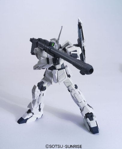 RX-0 Unicorn Gundam (Unicorn Mode version) - 1/144 scale - HGUC (#101) Kidou Senshi Gundam UC - Bandai