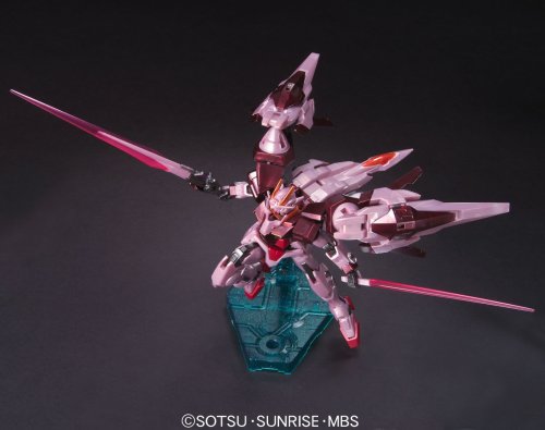 GN-0000 00 Gundam GNR-010 0 Raiser (Trans-Am Mode version) - 1/144 scale - HG00 (#42) Kidou Senshi Gundam 00 - Bandai
