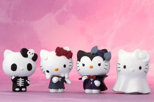 FCC "Hello Kitty" Mega Monster Cosplay Collection