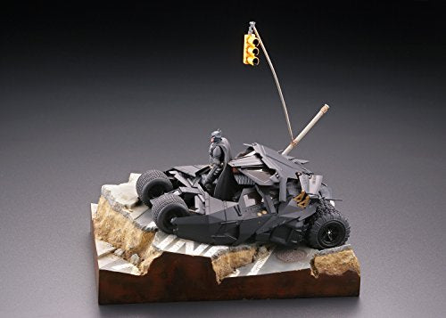 Batman Batmobile Tumbler in Gotham City Legacy of Revoltech (LR-054) The Dark Knight Rises - Kaiyodo