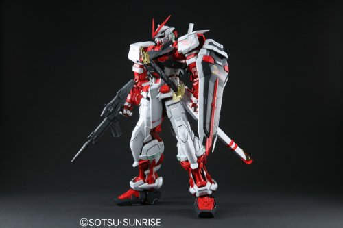 MBF-P02 Gundam Astray Cadre rouge - 1/60 échelle - PG (# 12) Kidou Senshi Gundam Germes - Bandai