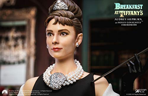 Star Ace Toys 1/4 "Breakfast at Tiffany's" Audrey Hepburn Statue