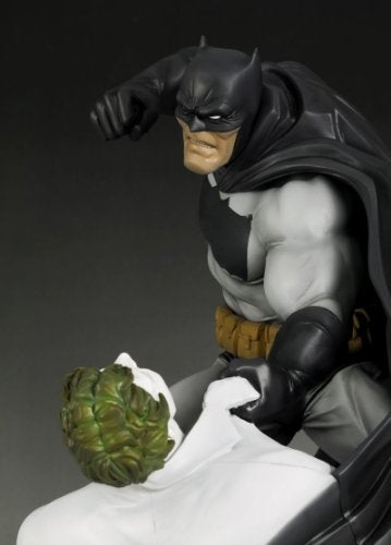 Batman Joker 1/6 ARTFX Statue Batman: The Dark Knight Returns - Kotobukiya